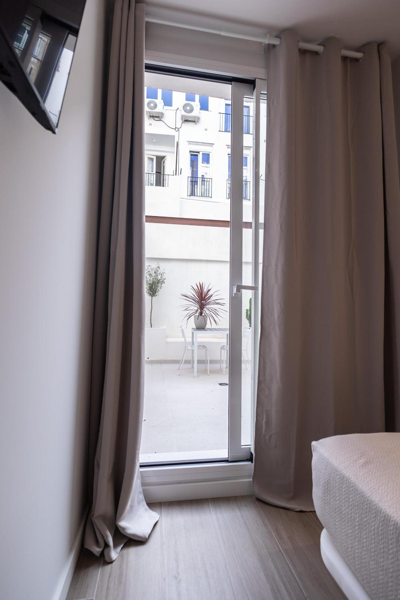Yard Patraix By Concept Flats Hotell Valencia Exteriör bild